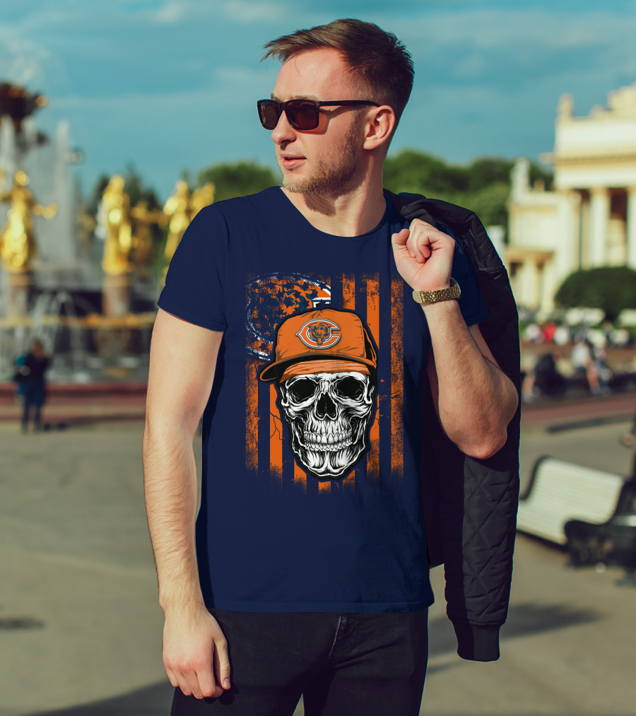Skull V1 Chicago Bears Fan Skull Wearing Team Cap With Logo And Flag T-Shirt