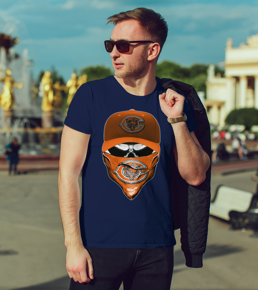 Chicago Bears Skull V6 Face Mask And Cap T-Shirt