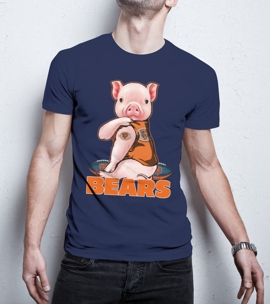 Pig In Chicago Bears Jersey With Football And Logo BEARS T-Shirt