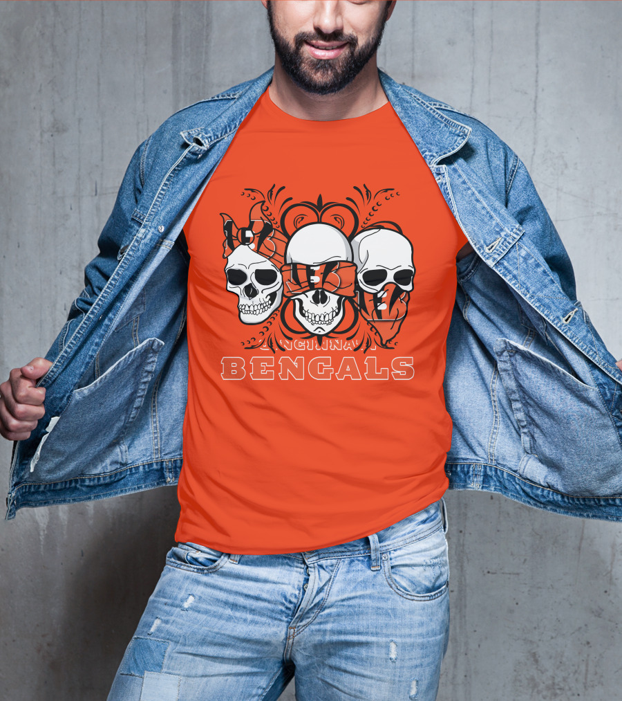 Cincinnati Bengals 3 Skull Motif T-Shirt