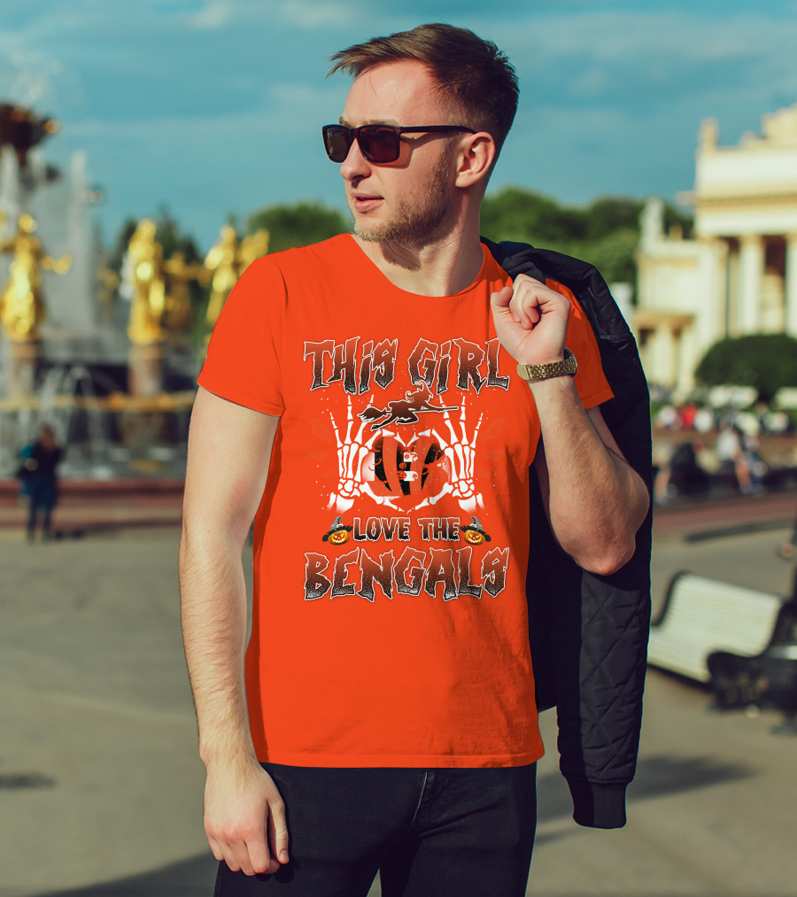 This Girl Love The Bengals Halloween Skeleton Hands And Pumpkins T-Shirt