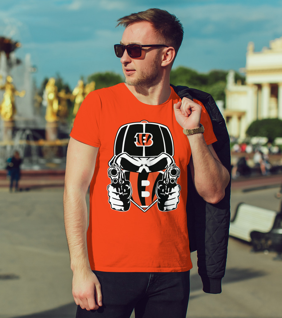 Cincinnati Bengals Armed Skeleton Illustration With Team Helmet T-Shirt