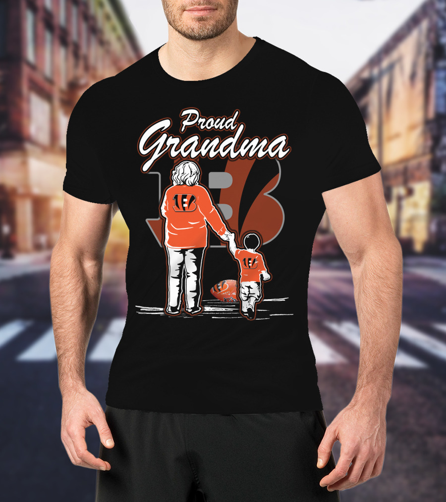 Proud Grandma Cincinnati Bengals T-Shirt