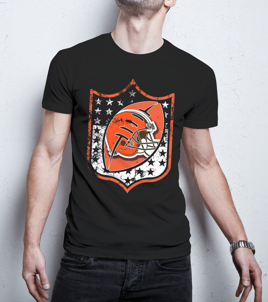 Cleveland Browns Helmet Stars And Stripes T-Shirt
