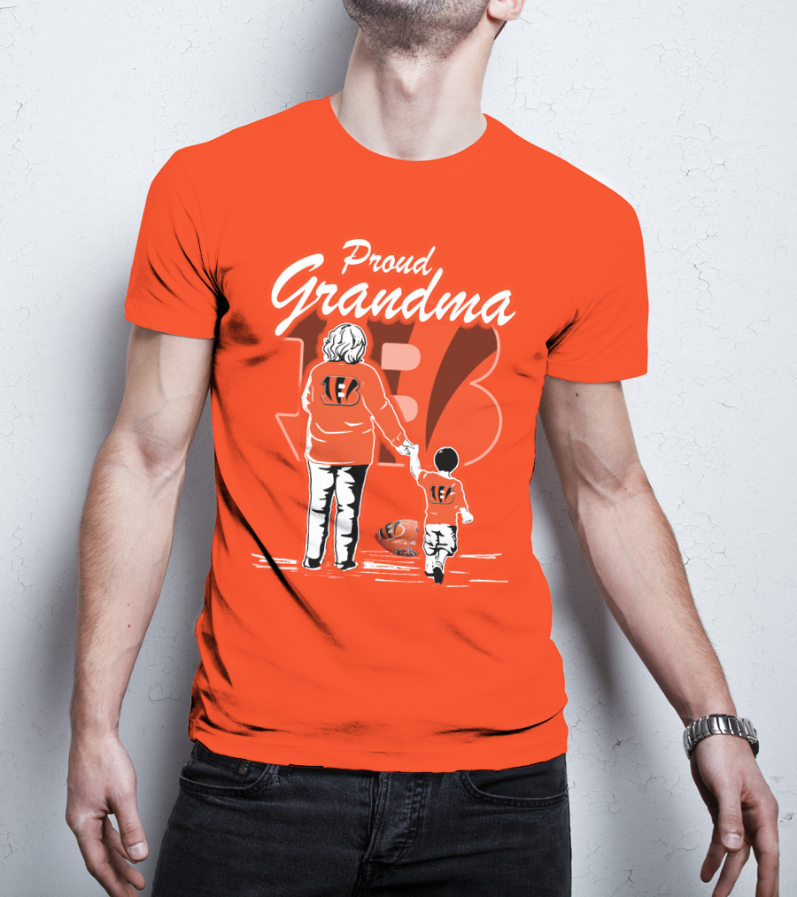 Proud Grandma Cincinnati Bengals Family Spirit Football Fan T-Shirt