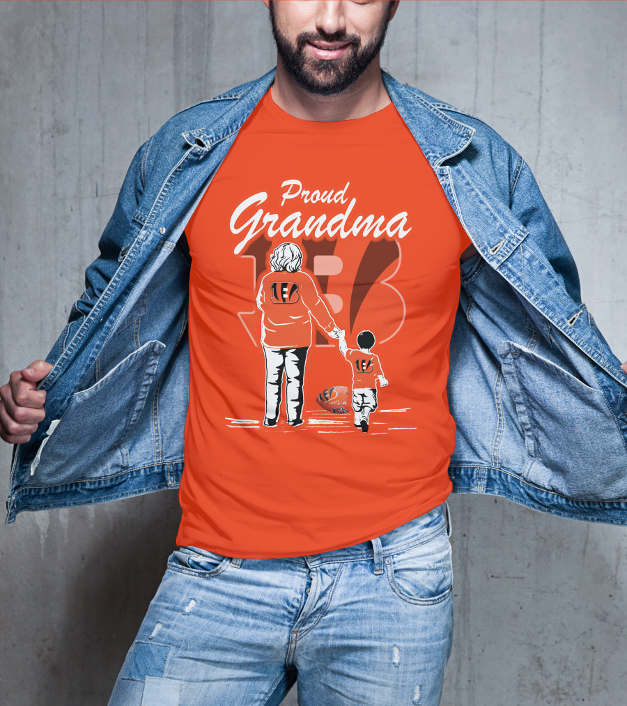 Proud Grandma Cincinnati Bengals Family Spirit Football Fan T-Shirt