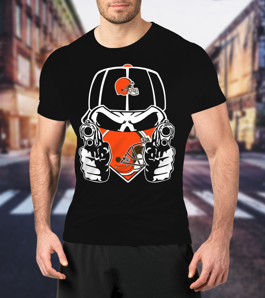 Cleveland Browns Helmet And Dual Pistols T-Shirt