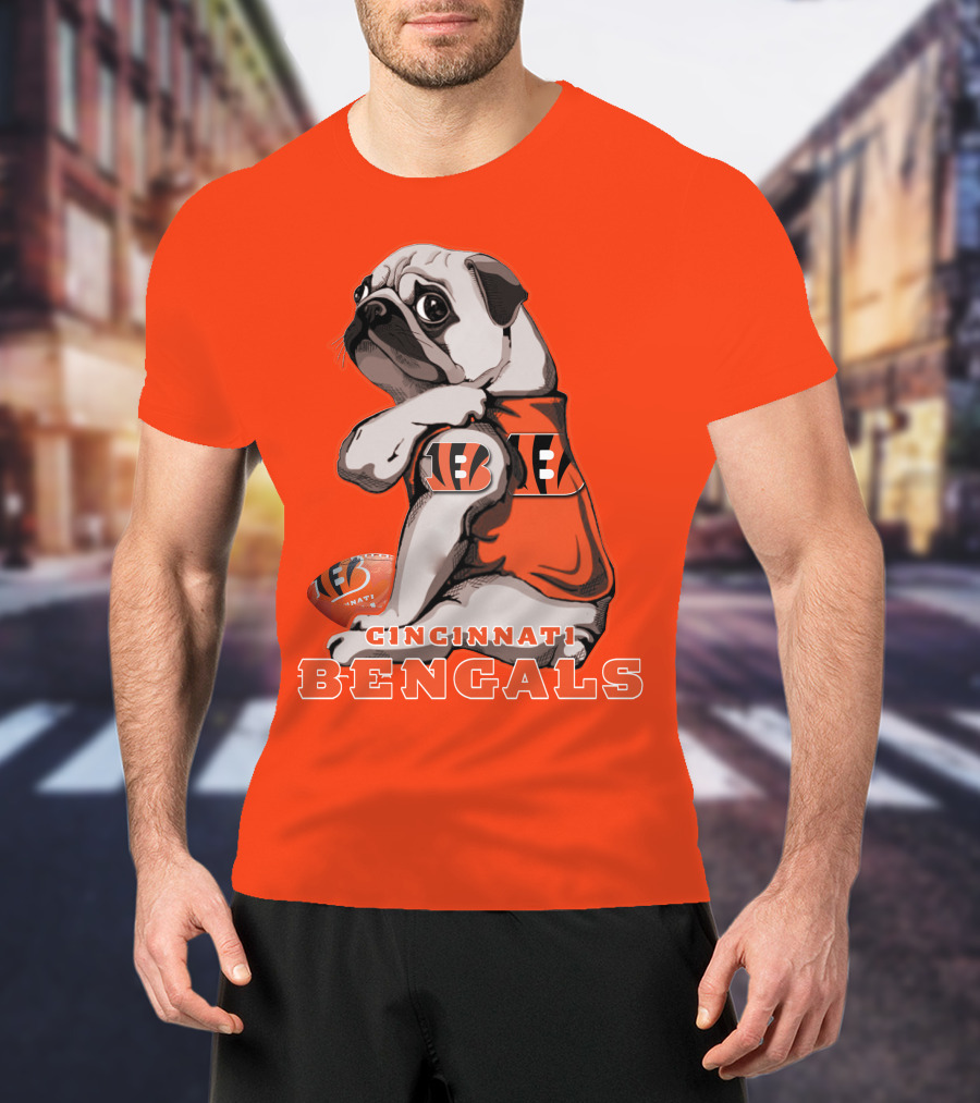 Cincinnati Bengals Pug Football Fan T-Shirt