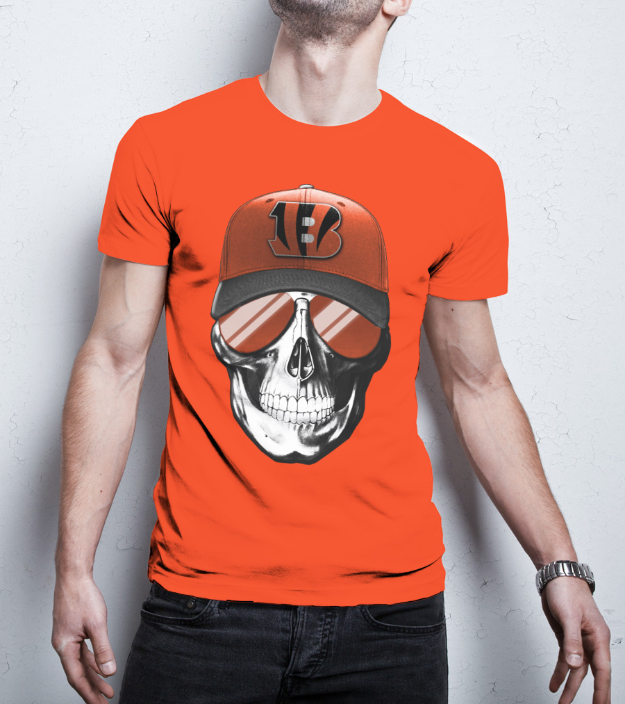 Cincinnati Bengals Skull With Team Logo Hat And Sunglasses T-Shirt