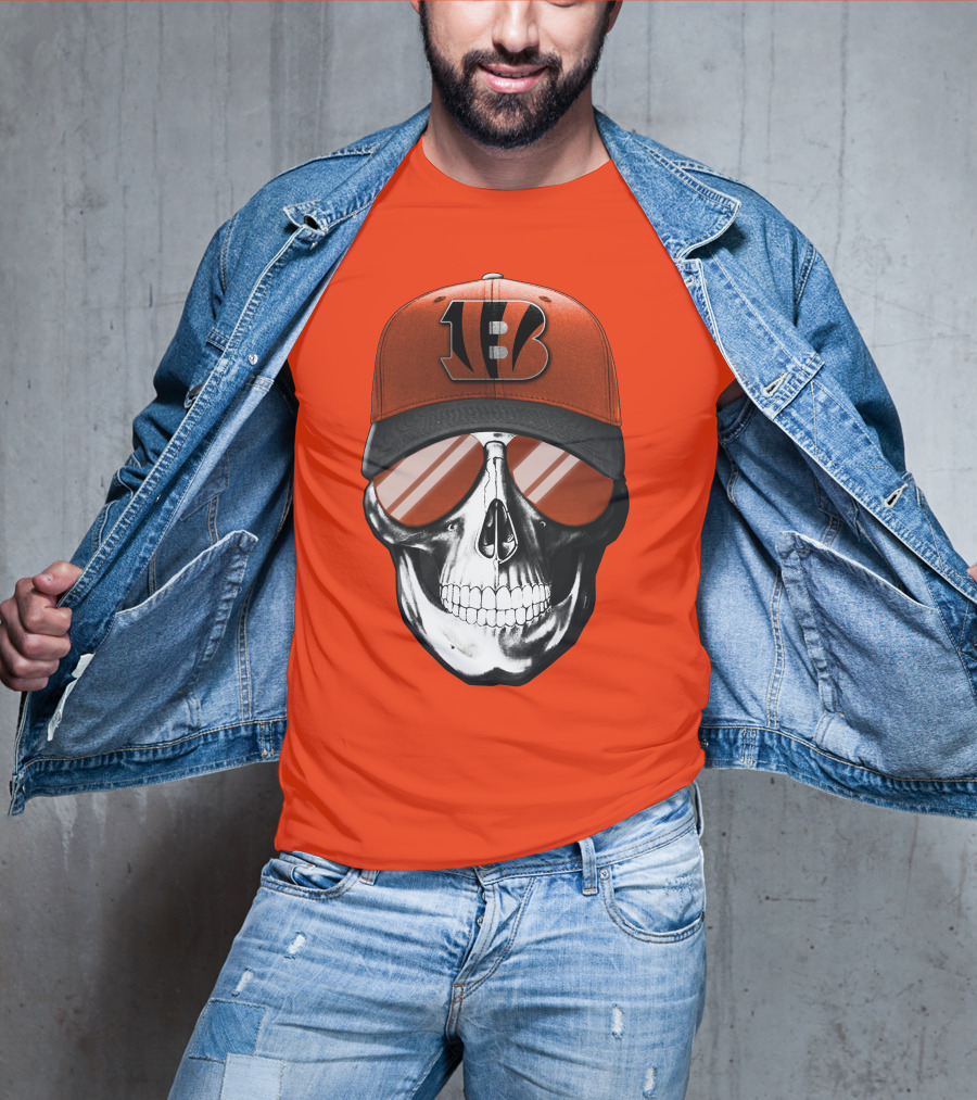 Cincinnati Bengals Skull With Team Logo Hat And Sunglasses T-Shirt