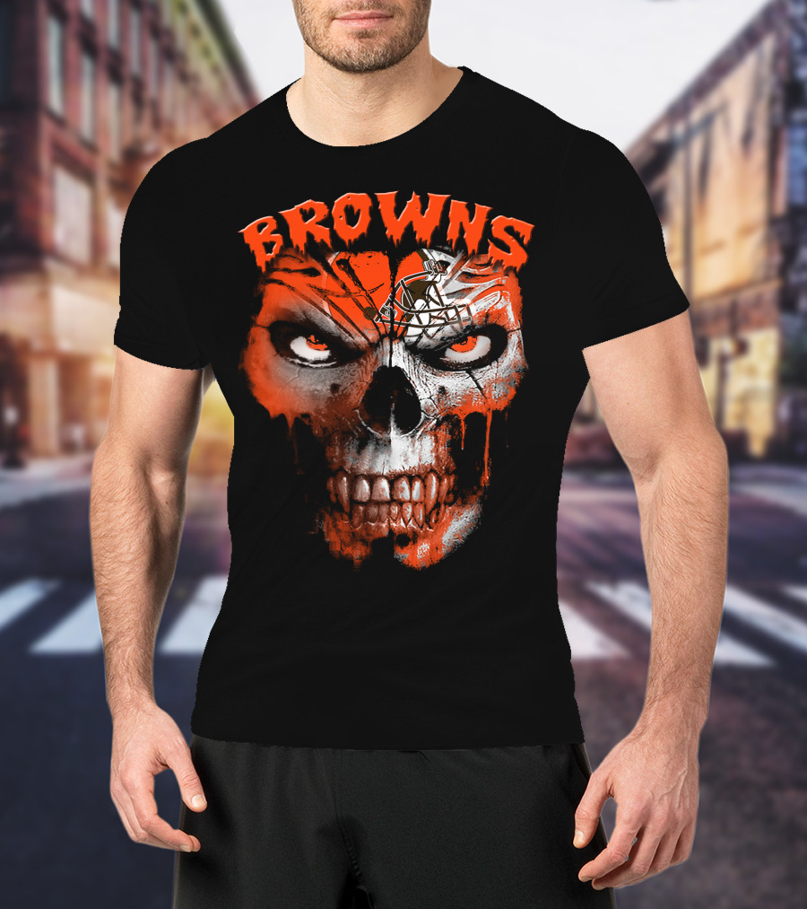 Browns Skull Design With Helmet T-Shirt