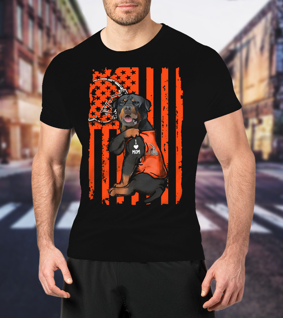 Rottweiler Cleveland Browns Helmet I Love Mom T-Shirt