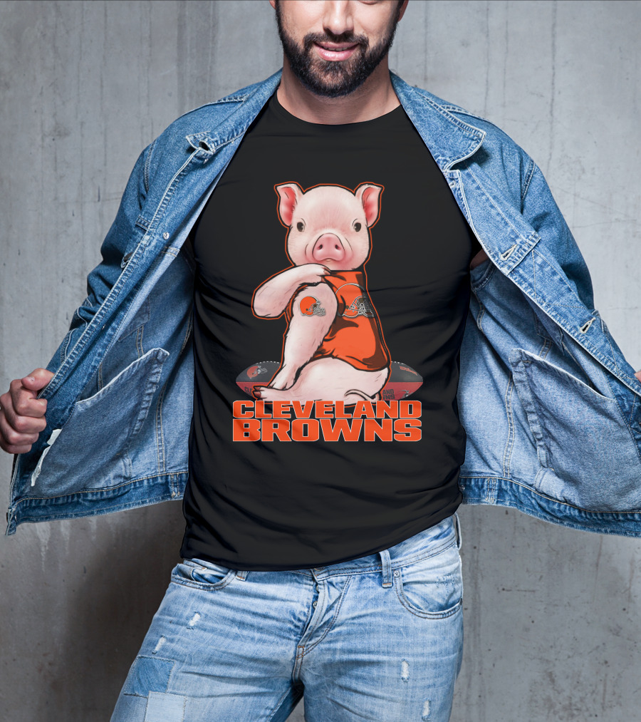 Cleveland Browns Pig With Team Logo Jersey And Football T-Shirt