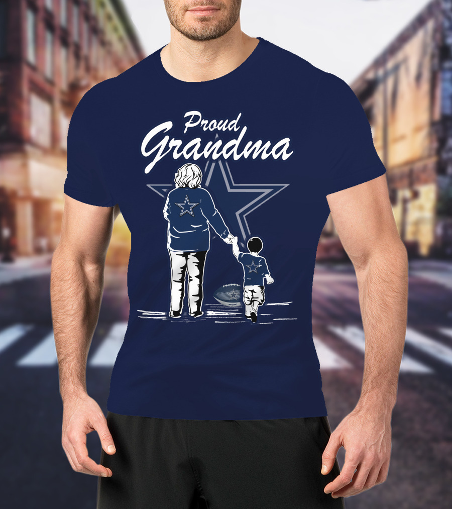 Proud Grandma Dallas Cowboys Star Holding Hands With Child Football T-Shirt