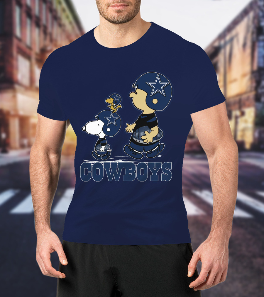 Snoopy Charlie Brown Dallas Cowboys Football Stars T-Shirt