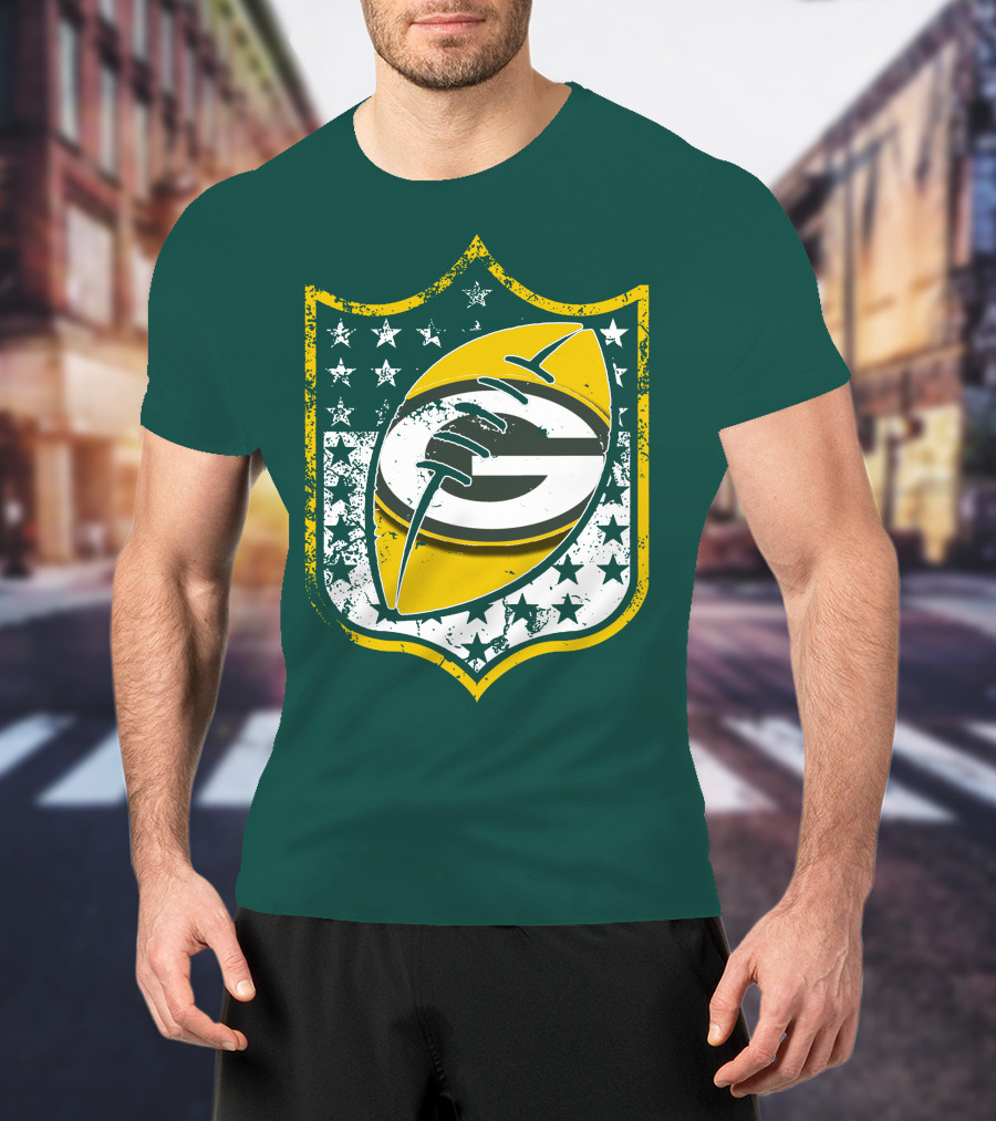 Green Bay Packers 33 Vintage Shield Football T-Shirt