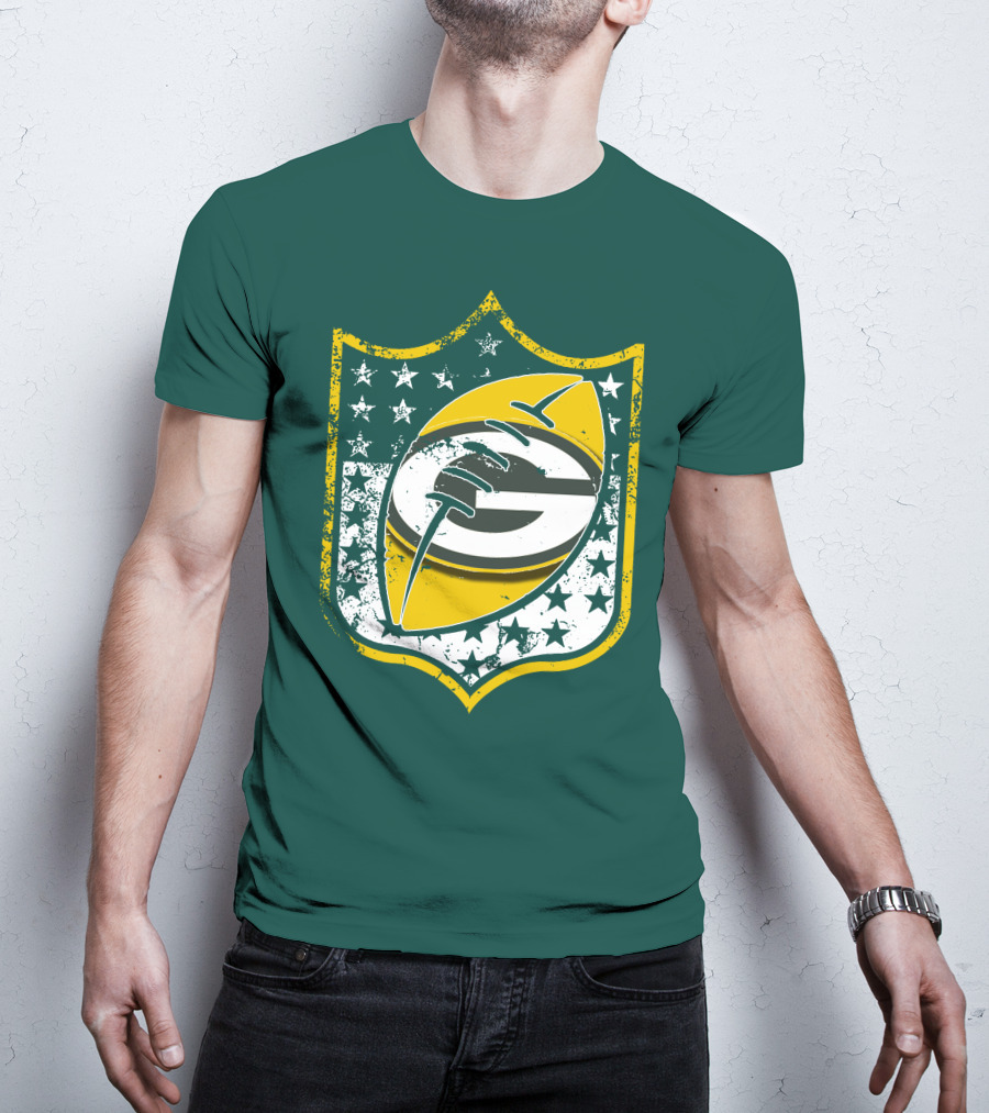 Green Bay Packers 33 Vintage Shield Football T-Shirt