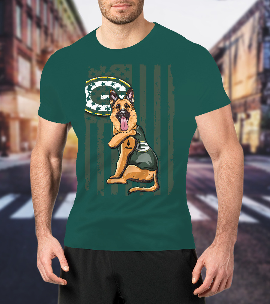 German Shepherd I Love Mom Green Bay Packers Fan T-Shirt