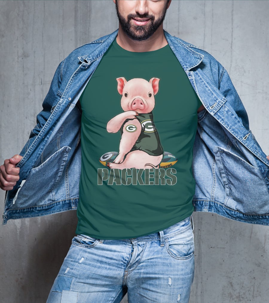 Green Bay Packers Pig Holding Football T-Shirt