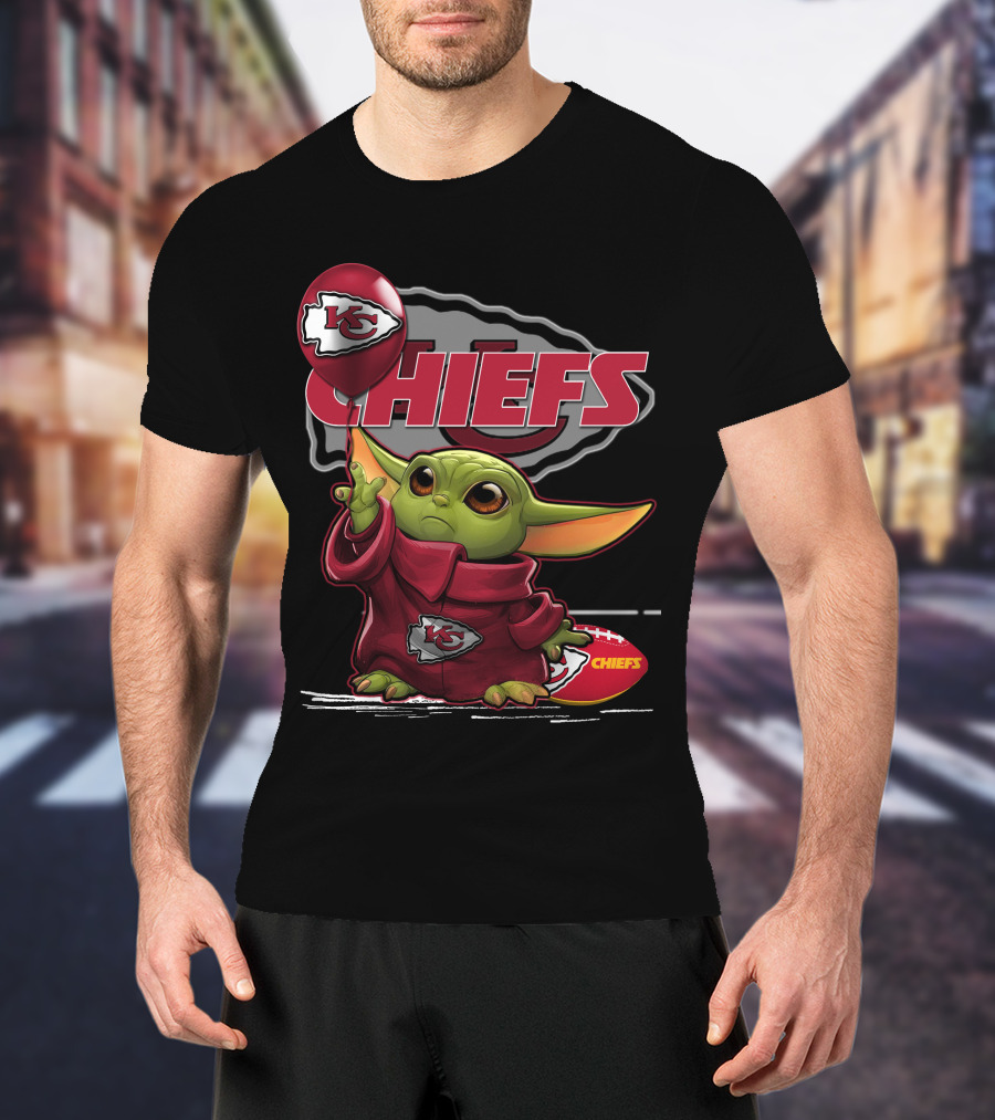 Yoda Chiefs Kansas City Football Fan Alien Jedi Force T-Shirt