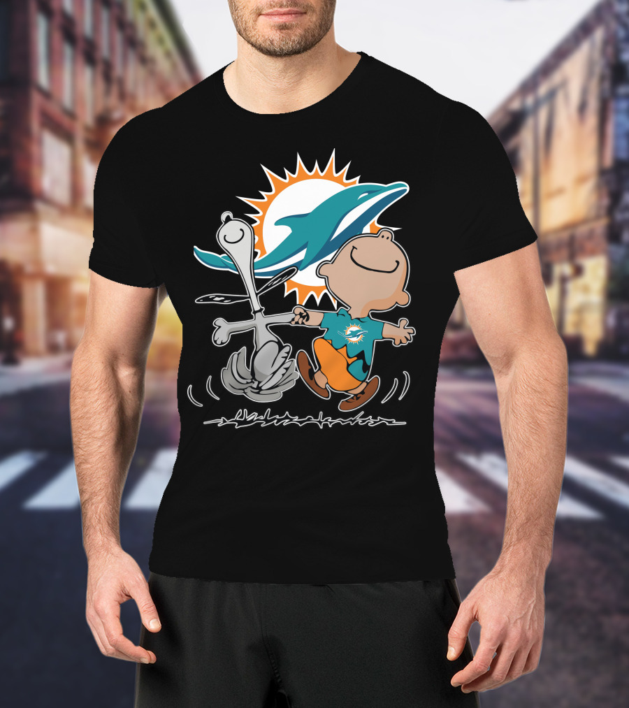 Miami Dolphins 44 Peanuts Characters Dancing T-Shirt