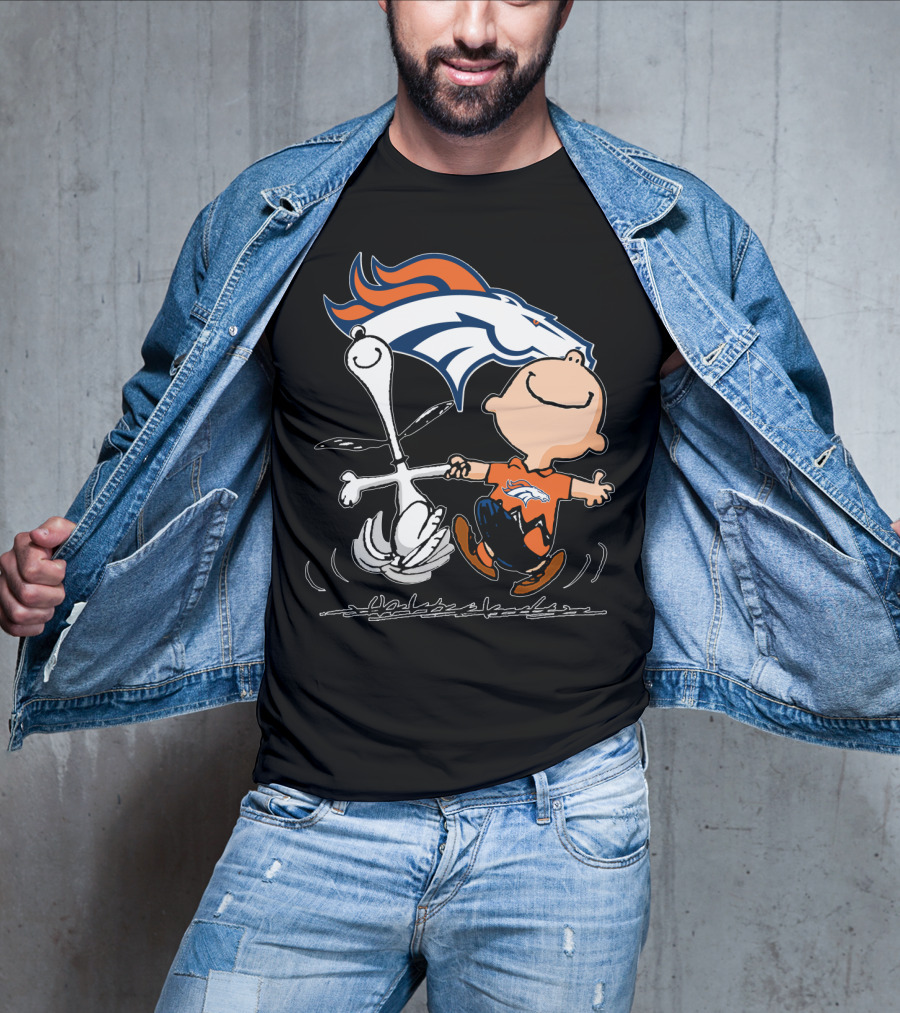 Snoopy Charlie Brown Dancing With Denver Broncos T-Shirt