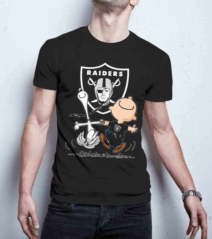 Snoopy Dancing With Charlie Brown Oakland Raiders T-Shirt