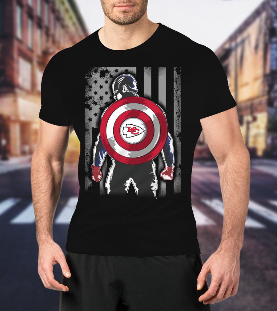 Kansas City Chiefs Captain America Shield With American Flag T-Shirt