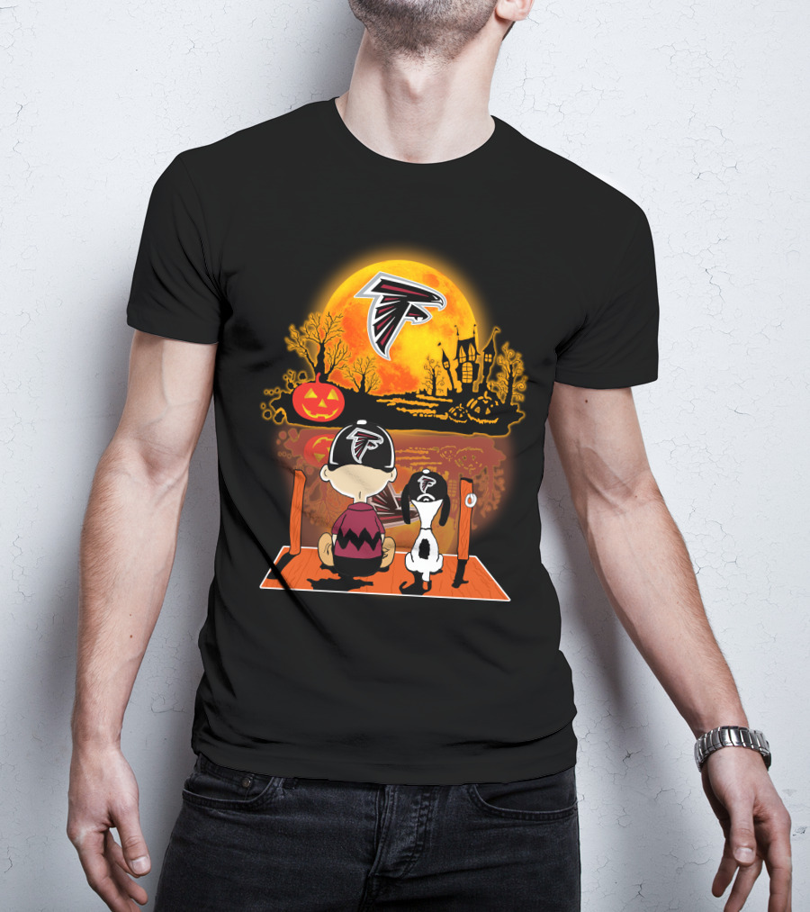 Atlanta Falcons Snoopy And Charlie Brown Halloween Pumpkin Moon Scene T-Shirt