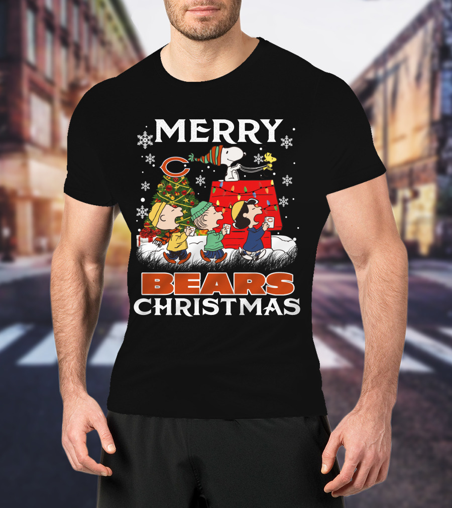 Chicago Bears Snoopy Merry Christmas Peanuts Holiday T-Shirt