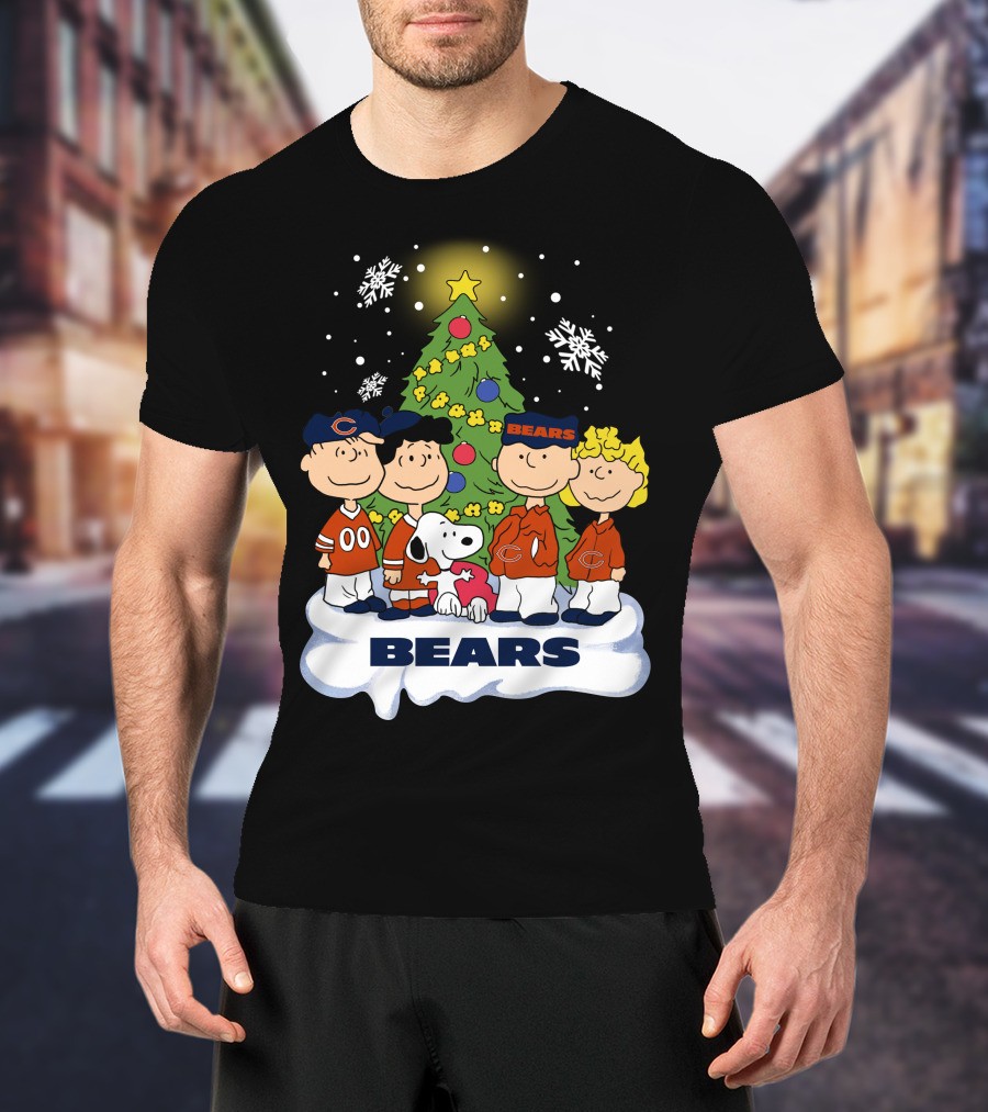 Peanuts Christmas Chicago Bears Snoopy Winter Scene T-Shirt