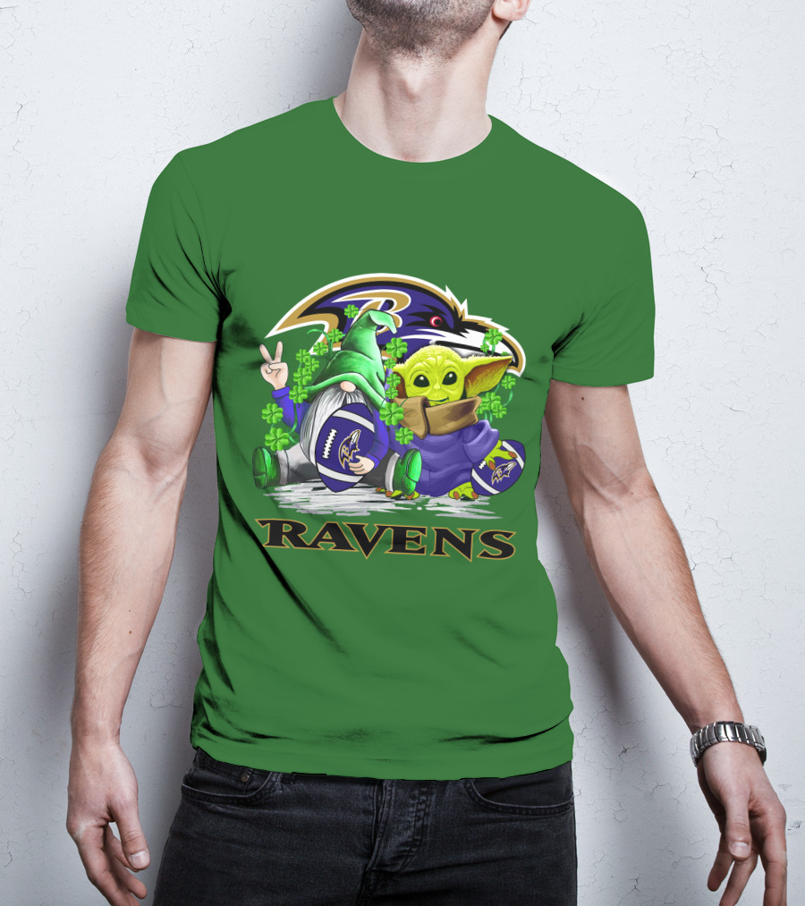 Baltimore Ravens St. Patrick's Day Football Gnome And Baby Alien With Shamrocks T-Shirt
