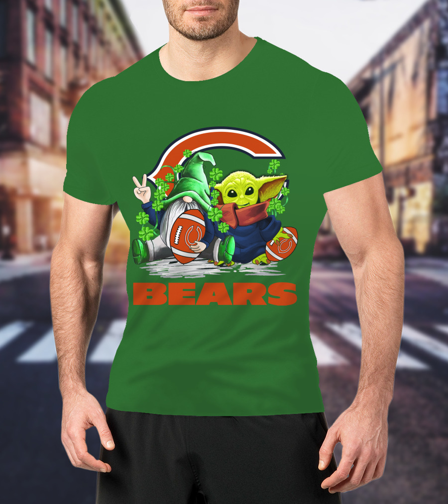 Chicago Bears St. Patrick's Day Football Gnome And Baby Alien T-Shirt