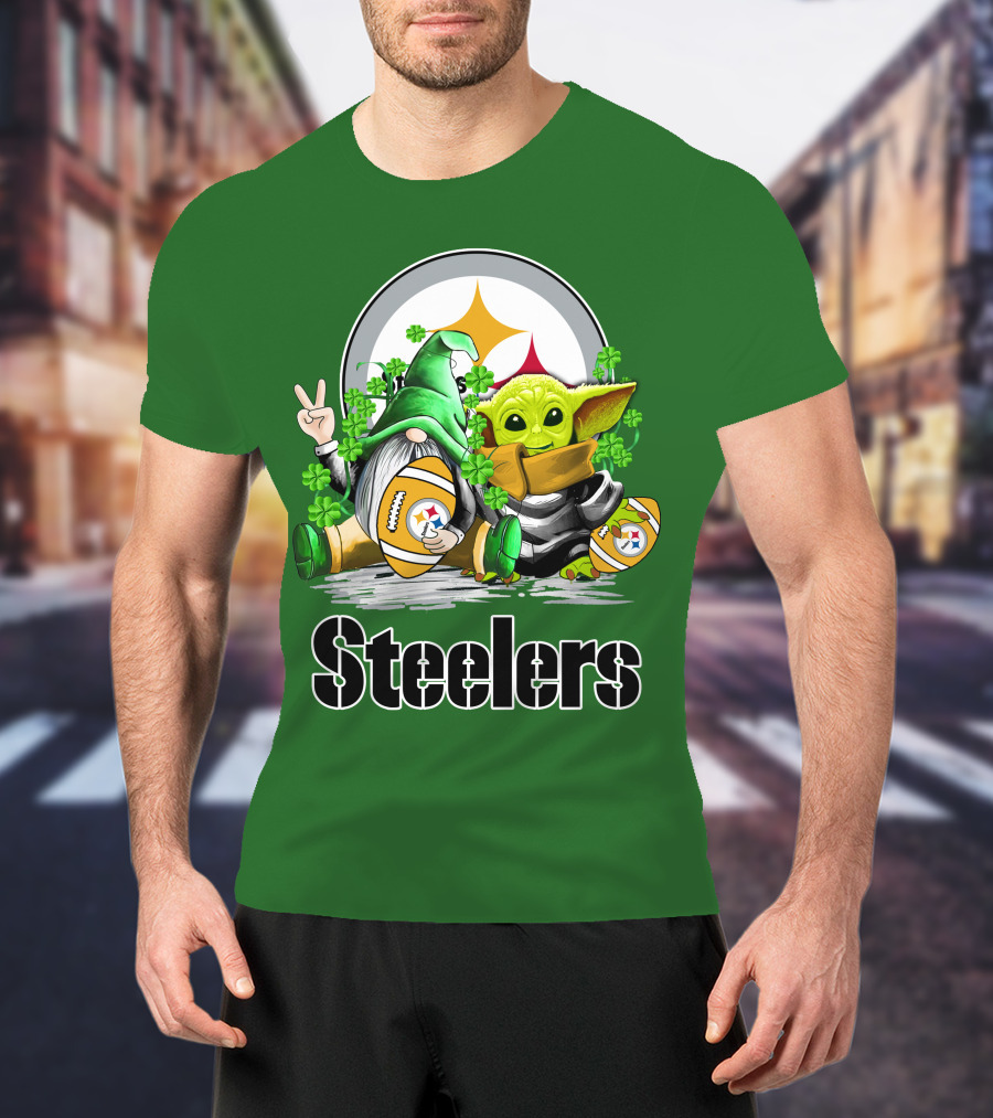 Steelers St. Patrick's Day Football Gnome And Baby Yoda With Shamrocks T-Shirt