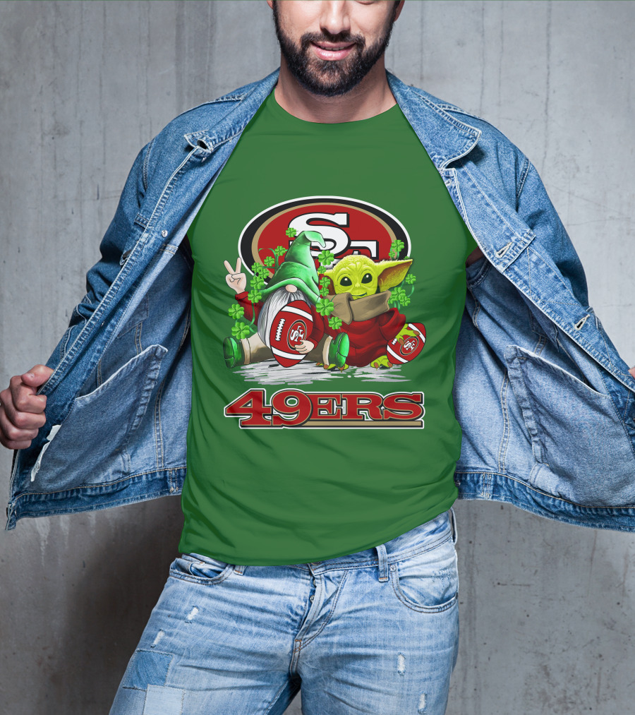 San Francisco 49ers Football St. Patrick's Day Gnome And Baby Yoda 49ers T-Shirt