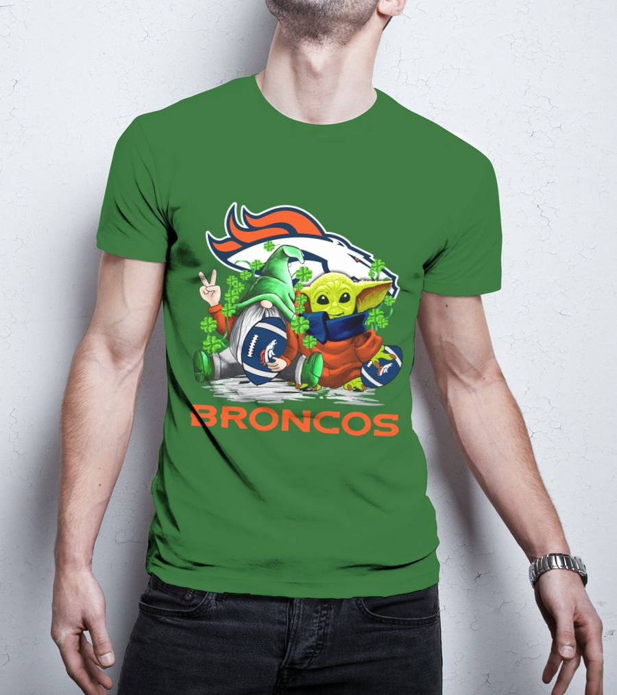 Denver Broncos Football St. Patrick’s Day Gnome And Green Alien With Shamrocks T-Shirt