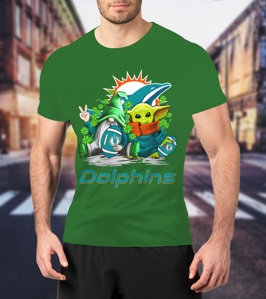 Miami Dolphins St Patrick's Day Football Gnome And Baby Alien With Shamrocks T-Shirt
