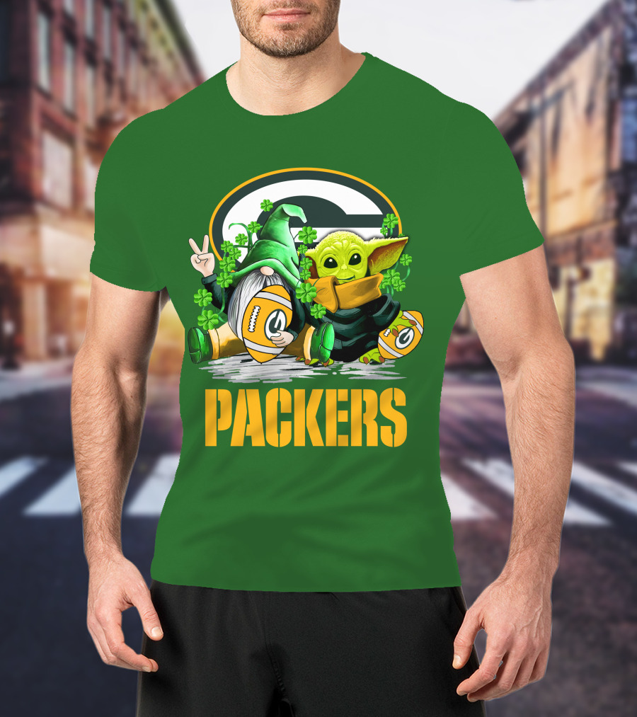Green Bay Packers Shamrock Gnome And Alien Football St. Patrick's Day T-Shirt