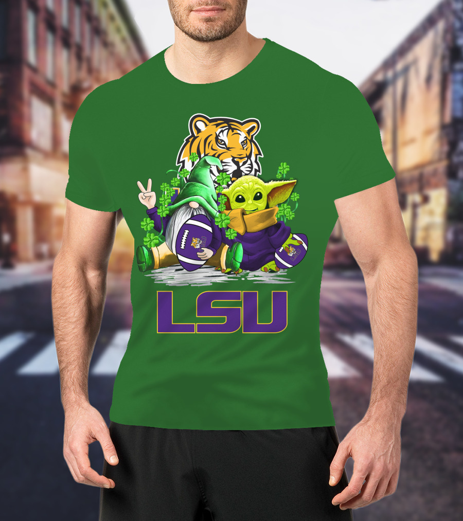 LSU Tigers Football St. Patrick's Day Gnome And Baby Alien With Shamrocks T-Shirt