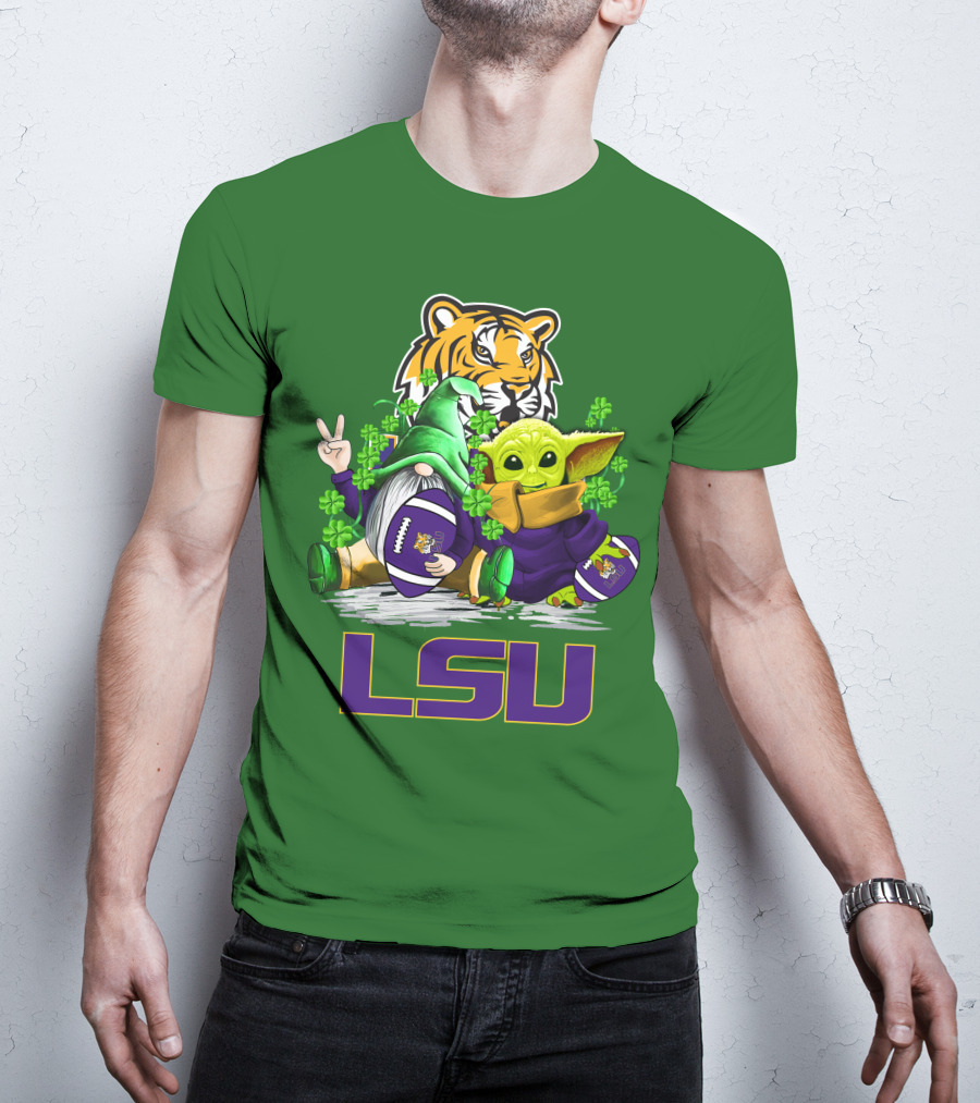 LSU Tigers Football St. Patrick's Day Gnome And Baby Alien With Shamrocks T-Shirt