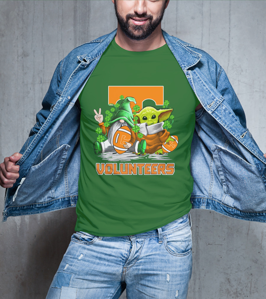 Tennessee Volunteers Football St. Patrick’s Day Gnome And Baby Alien T-Shirt