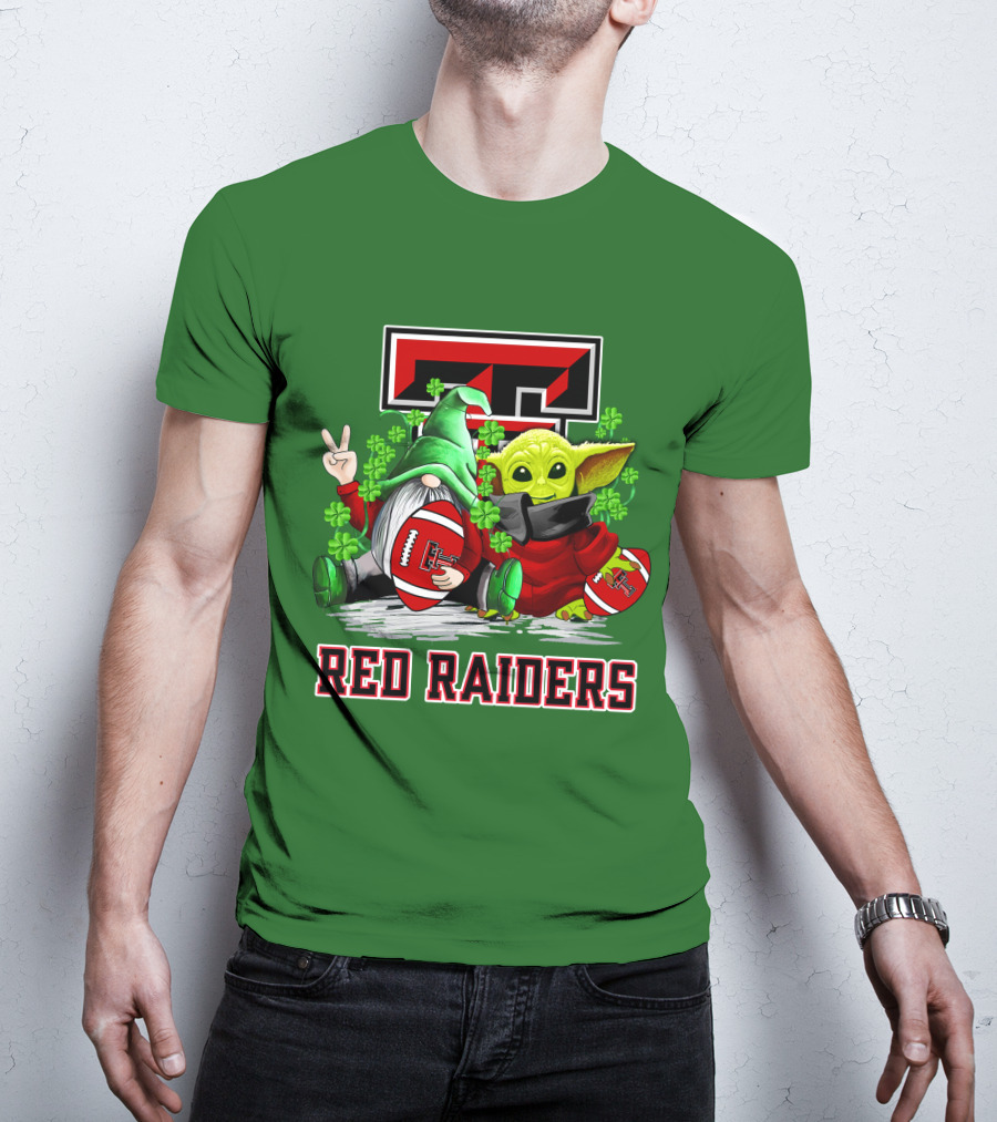 Texas Tech Red Raiders St. Patrick’s Day Football Gnome And Baby Alien With Shamrocks T-Shirt