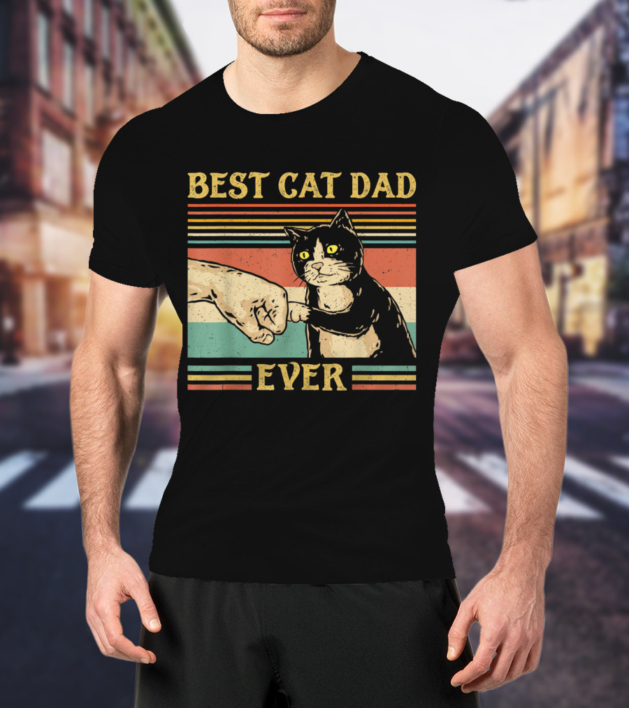 Best Cat Dad Ever Vintage Fist Bump Retro Stripes T-Shirt