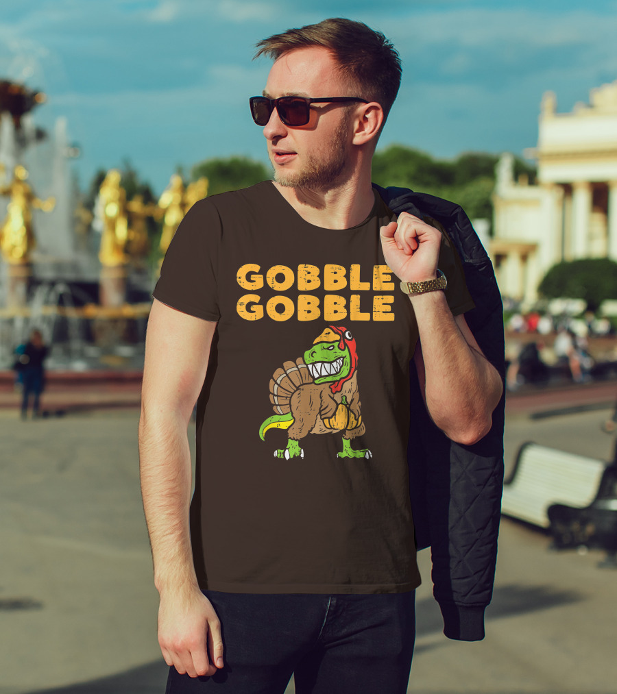 Gobble Gobble T-Rex Dinosaur Turkey Holding Pumpkin T-Shirt