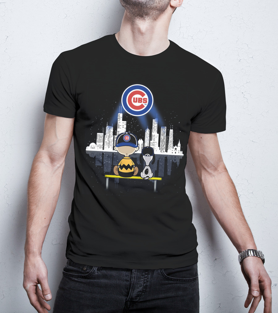 Charlie Brown And Snoopy Chicago Cubs City Skyline Cubs T-Shirt