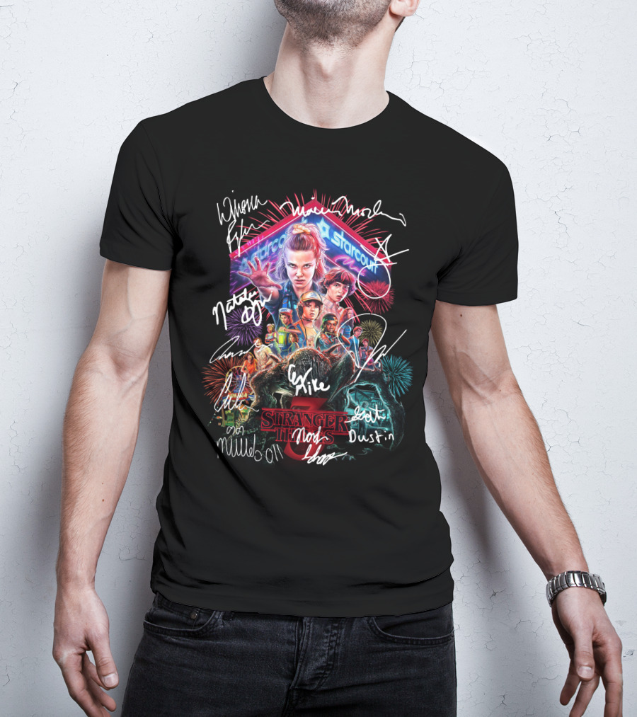 Stranger Things 3 Starcourt Mall Eleven Dustin Mike Lucas Signatures Poster T-Shirt