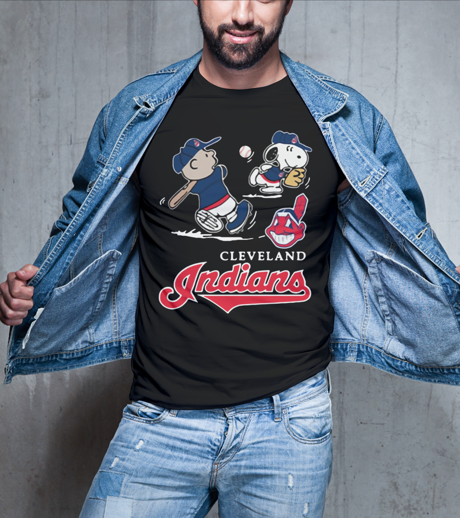 Charlie Brown Snoopy Cleveland Indians Baseball Peanuts T-Shirt