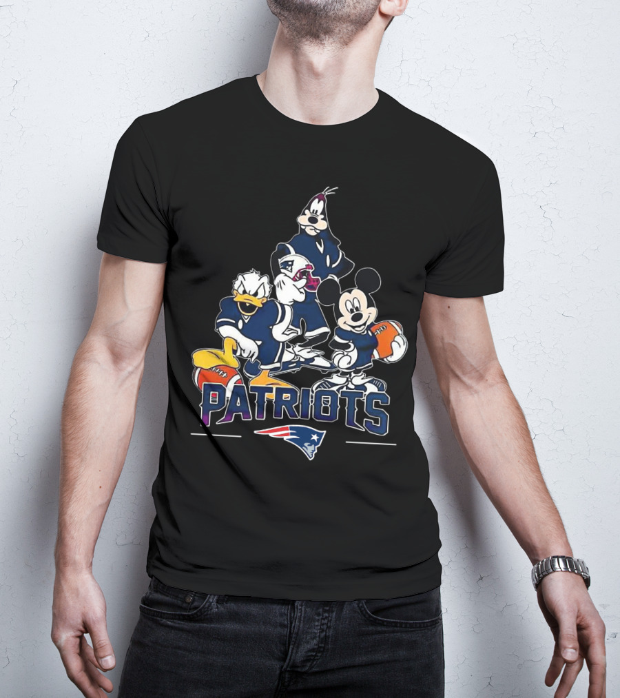 Mickey Mouse Donald Duck Goofy Patriots New England Football Patriots T-Shirt