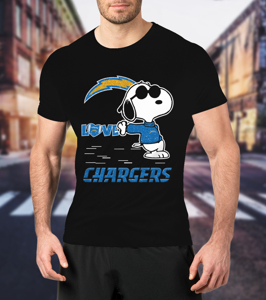 Snoopy Love Chargers Los Angeles T-Shirt