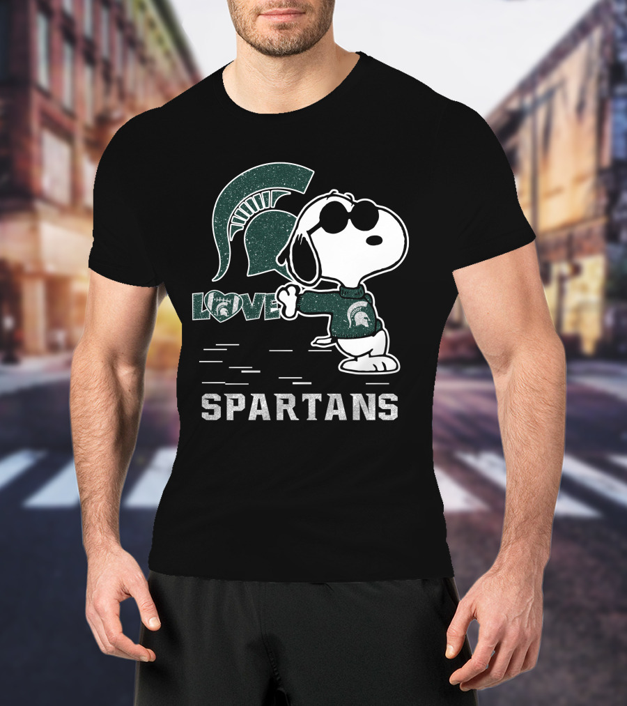 Snoopy Love Michigan State Spartans Emblem With Cool Pose T-Shirt